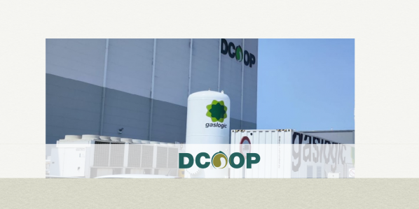 Generador de nitrógeno en contenedor Nitrogenera de Gaslogic en funcionamiento para producción in situ en DCOOP
